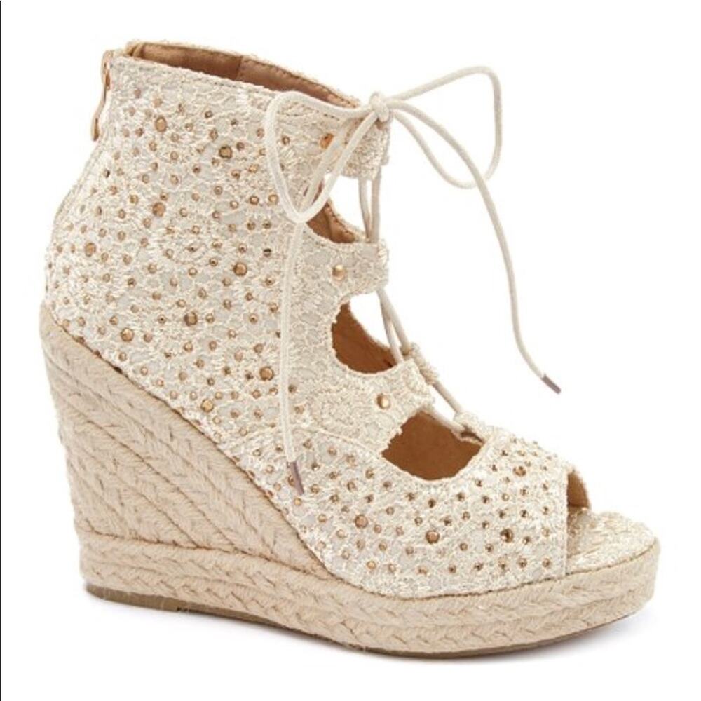Catherine Malandrino Women's Cream‎ Espadrilles Bemecall Wedge Shoe Size 8